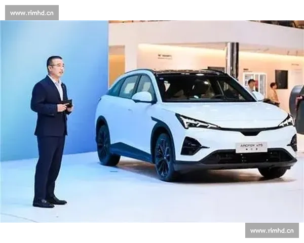 极狐加速智能电动车创新引领未来出行新生态革命潮流